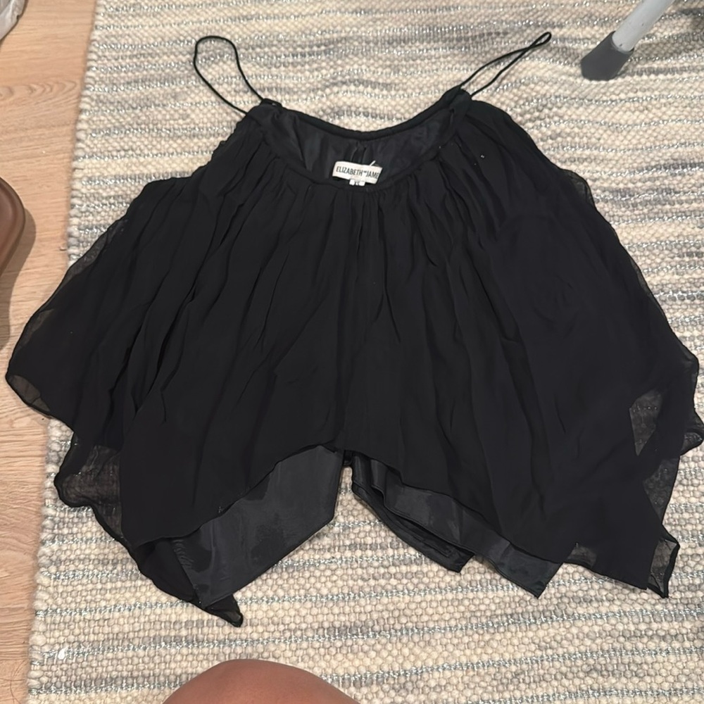 Elizabeth and James cropped ruffle top sz xs